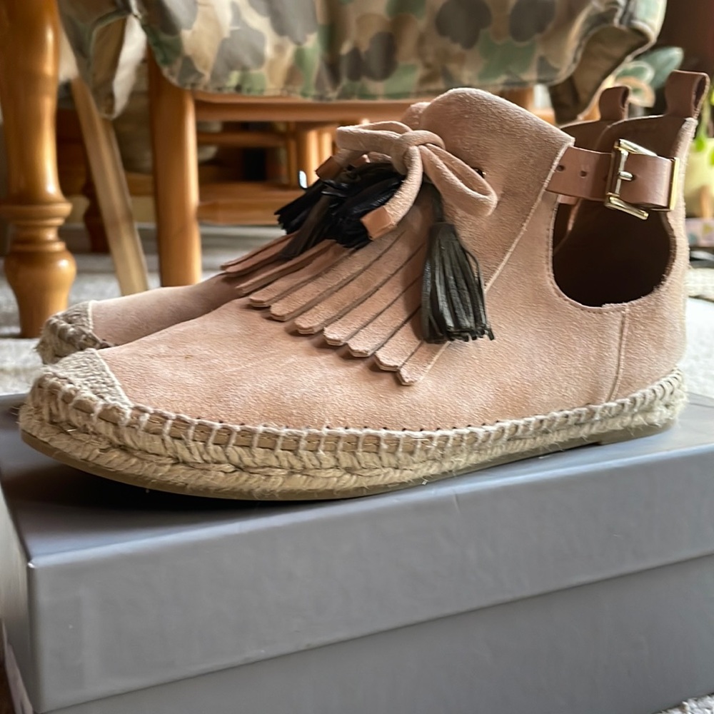 Blush suede espadrille moccasins! Loving worn twice… great with summer dresses☺️